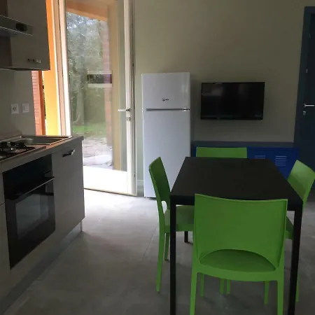 Casa * לאזיסה