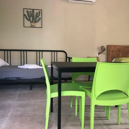 Casa * לאזיסה